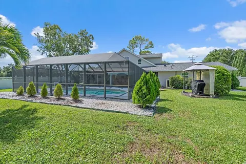 Exterior - 9543 59th Ave E, Bradenton, FL 34202 photo 10 of 15