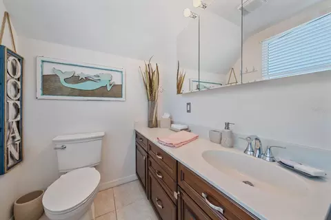 Bath - 9543 59th Ave E, Bradenton, FL 34202 photo 5 of 6