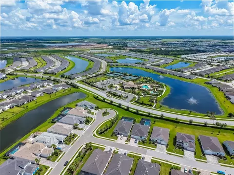 View/Area - 17645 Crescent Moon Loop, Bradenton, FL 34211 photo 20 of 26