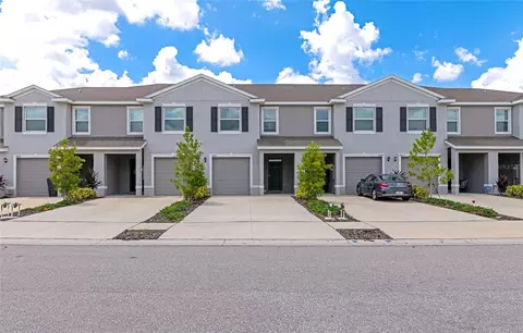 Exterior - 17645 Crescent Moon Loop, Bradenton, FL 34211 photo 8 of 12