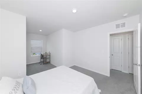 Bedroom - 17645 Crescent Moon Loop, Bradenton, FL 34211 photo 2 of 8