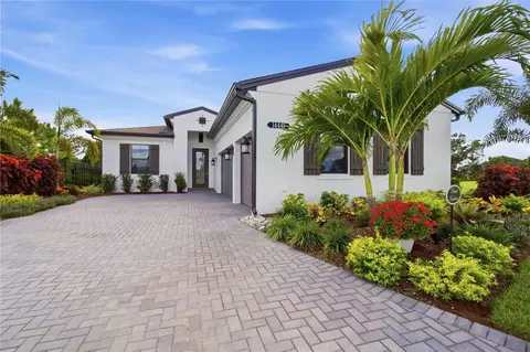 Exterior - 14449 Hammock Oak St, Parrish, FL 34219 photo 3 of 25