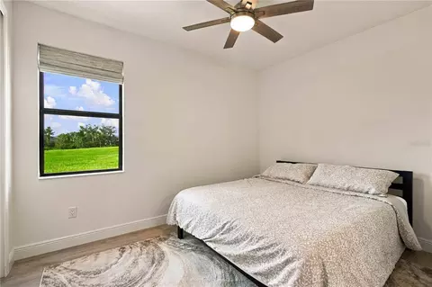 Bedroom - 14449 Hammock Oak St, Parrish, FL 34219 photo 4 of 5
