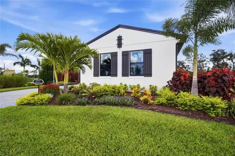 Exterior - 14449 Hammock Oak St, Parrish, FL 34219 photo 5 of 25