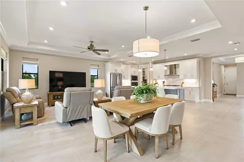 Dining - 14449 Hammock Oak St, Parrish, FL 34219 photo 4 of 4