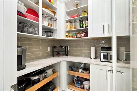 Kitchen - 14449 Hammock Oak St, Parrish, FL 34219 photo 7 of 7