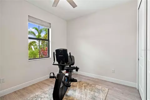 Bedroom - 14449 Hammock Oak St, Parrish, FL 34219 photo 3 of 5