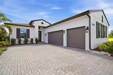 Exterior - 14449 Hammock Oak St, Parrish, FL 34219 photo 2 of 25
