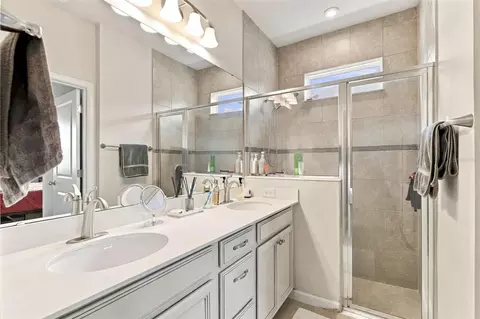 Bath - 6015 114th Dr E, Parrish, FL 34219 photo 2 of 2