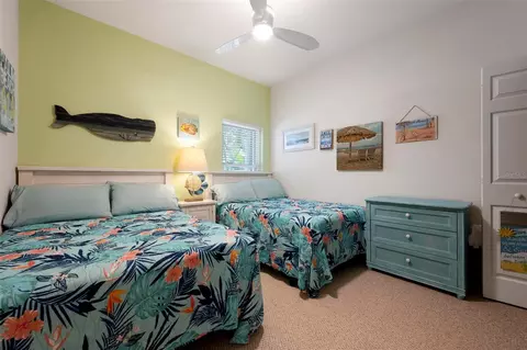 Bedroom - 2411 49th Ave E, Bradenton, FL 34203 photo 8 of 8
