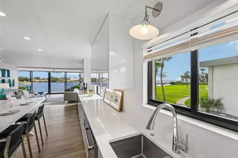 6200 Flotilla Dr #301, Holmes Beach, FL 34217