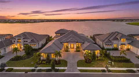 596 Blue Shell Loop, Sarasota, FL 34240