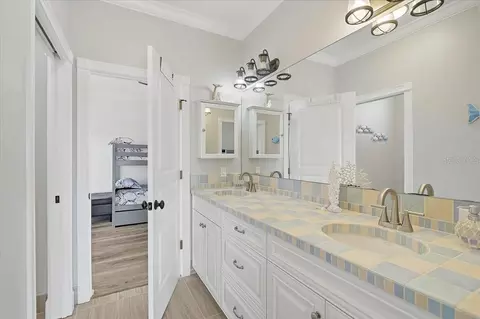 Bath - 63 Palm Dr, Placida, FL 33946 photo 5 of 7