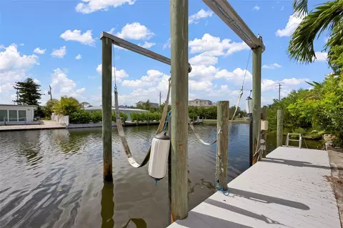 Exterior - 503 65th St, Holmes Beach, FL 34217 photo 10 of 16