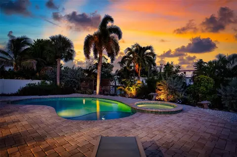 Exterior - 503 65th St, Holmes Beach, FL 34217 photo 2 of 16
