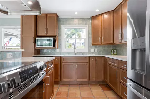 Kitchen - 503 65th St, Holmes Beach, FL 34217 photo 7 of 7