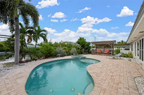 Exterior - 503 65th St, Holmes Beach, FL 34217 photo 8 of 16
