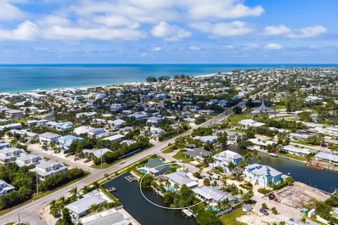 View/Area - 503 65th St, Holmes Beach, FL 34217 photo 7 of 11