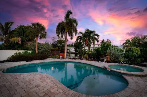 Exterior - 503 65th St, Holmes Beach, FL 34217 photo 15 of 16