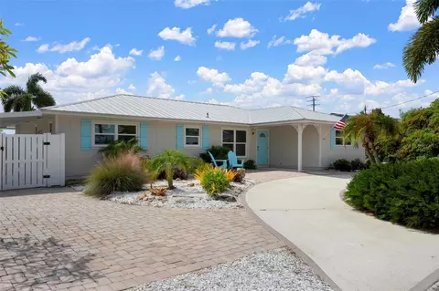 Exterior - 503 65th St, Holmes Beach, FL 34217 photo 13 of 16