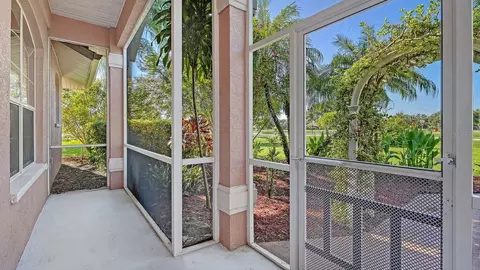 Exterior - 17618 White Tail Ct, Parrish, FL 34219 photo 2 of 15