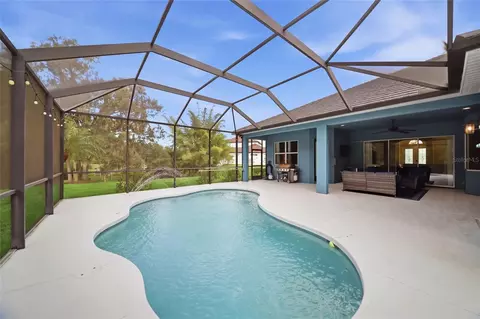 Exterior - 5306 Saddlewood Ter, Parrish, FL 34219 photo 6 of 10