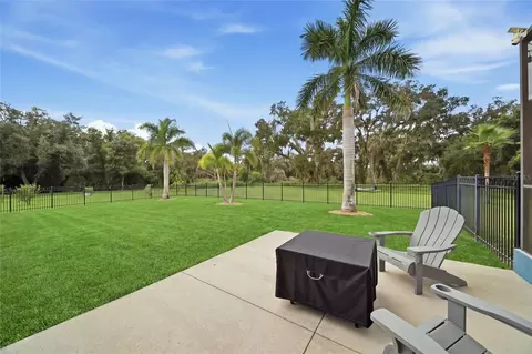 Exterior - 5306 Saddlewood Ter, Parrish, FL 34219 photo 7 of 10