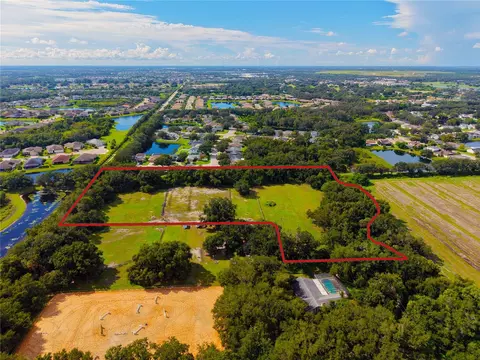 2 Nd Ave NE, Bradenton, FL 34212 photo 2
