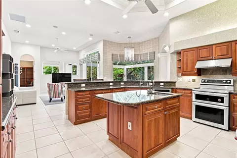 Kitchen - 256 Sugar Ml, Osprey, FL 34229 photo 2 of 7