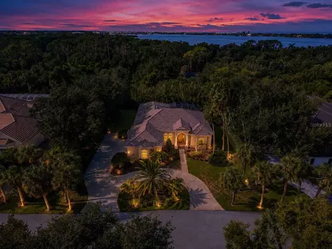 View/Area - 256 Sugar Ml, Osprey, FL 34229 photo 6 of 11