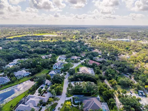 View/Area - 256 Sugar Ml, Osprey, FL 34229 photo 2 of 11