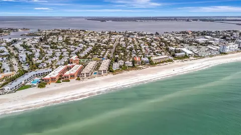 View/Area - 303 58th St, Holmes Beach, FL 34217 photo 7 of 14