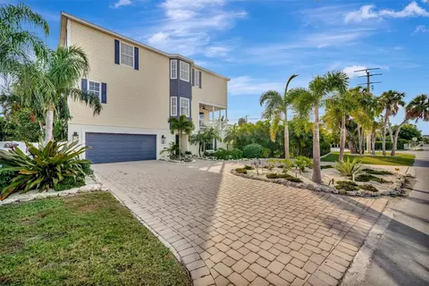 Exterior - 303 58th St, Holmes Beach, FL 34217 photo 19 of 20