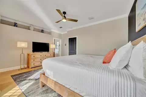 Bedroom - 303 58th St, Holmes Beach, FL 34217 photo 4 of 11