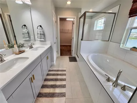 Bath - 7424 Rhubarb Dr, Parrish, FL 34219 photo 3 of 5
