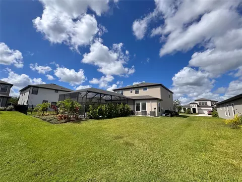 Exterior - 7424 Rhubarb Dr, Parrish, FL 34219 photo 11 of 18