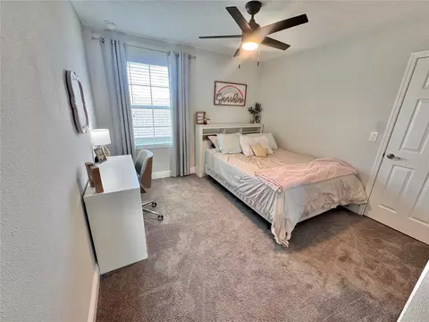 Bedroom - 7424 Rhubarb Dr, Parrish, FL 34219 photo 3 of 5
