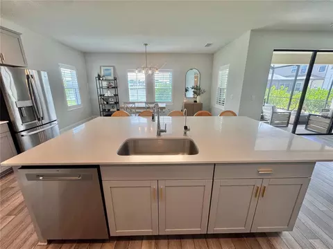 Kitchen - 7424 Rhubarb Dr, Parrish, FL 34219 photo 3 of 4