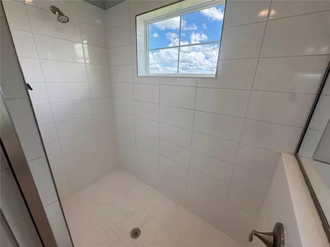 Bath - 7424 Rhubarb Dr, Parrish, FL 34219 photo 5 of 5