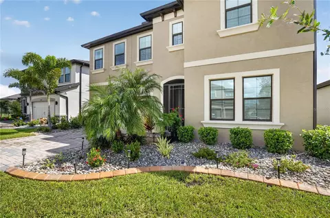 Exterior - 7440 Rhubarb Dr, Parrish, FL 34219 photo 8 of 19