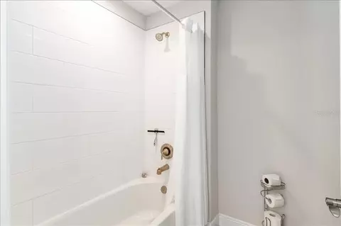 Bath - 7440 Rhubarb Dr, Parrish, FL 34219 photo 5 of 5