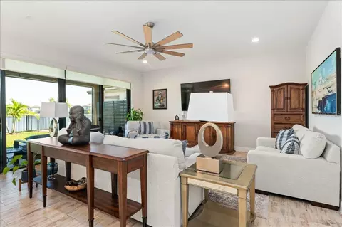 Living - 7440 Rhubarb Dr, Parrish, FL 34219 photo 1 of 2