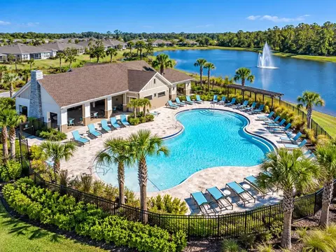 Exterior - 7440 Rhubarb Dr, Parrish, FL 34219 photo 17 of 19