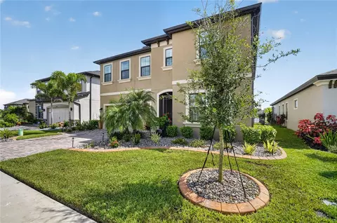 Exterior - 7440 Rhubarb Dr, Parrish, FL 34219 photo 7 of 19