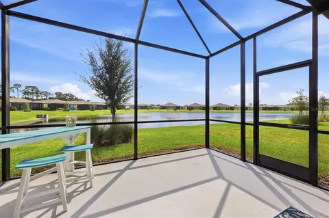 Exterior - 9457 Shorebird Ct, Parrish, FL 34219 photo 5 of 10