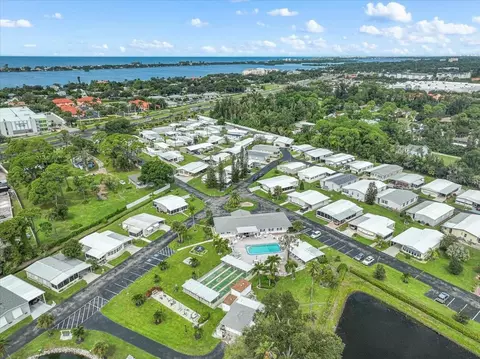 View/Area - 145 Edgewood Dr, Osprey, FL 34229 photo 6 of 11