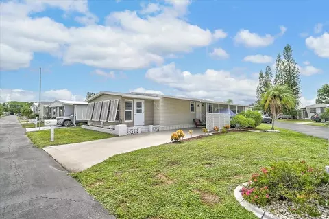 Exterior - 145 Edgewood Dr, Osprey, FL 34229 photo 5 of 5
