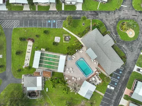 View/Area - 145 Edgewood Dr, Osprey, FL 34229 photo 9 of 11