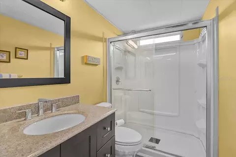 Bath - 145 Edgewood Dr, Osprey, FL 34229 photo 2 of 2