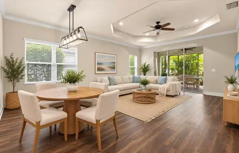 Living - 3031 Sky Blue Cv, Bradenton, FL 34211 photo 2 of 2